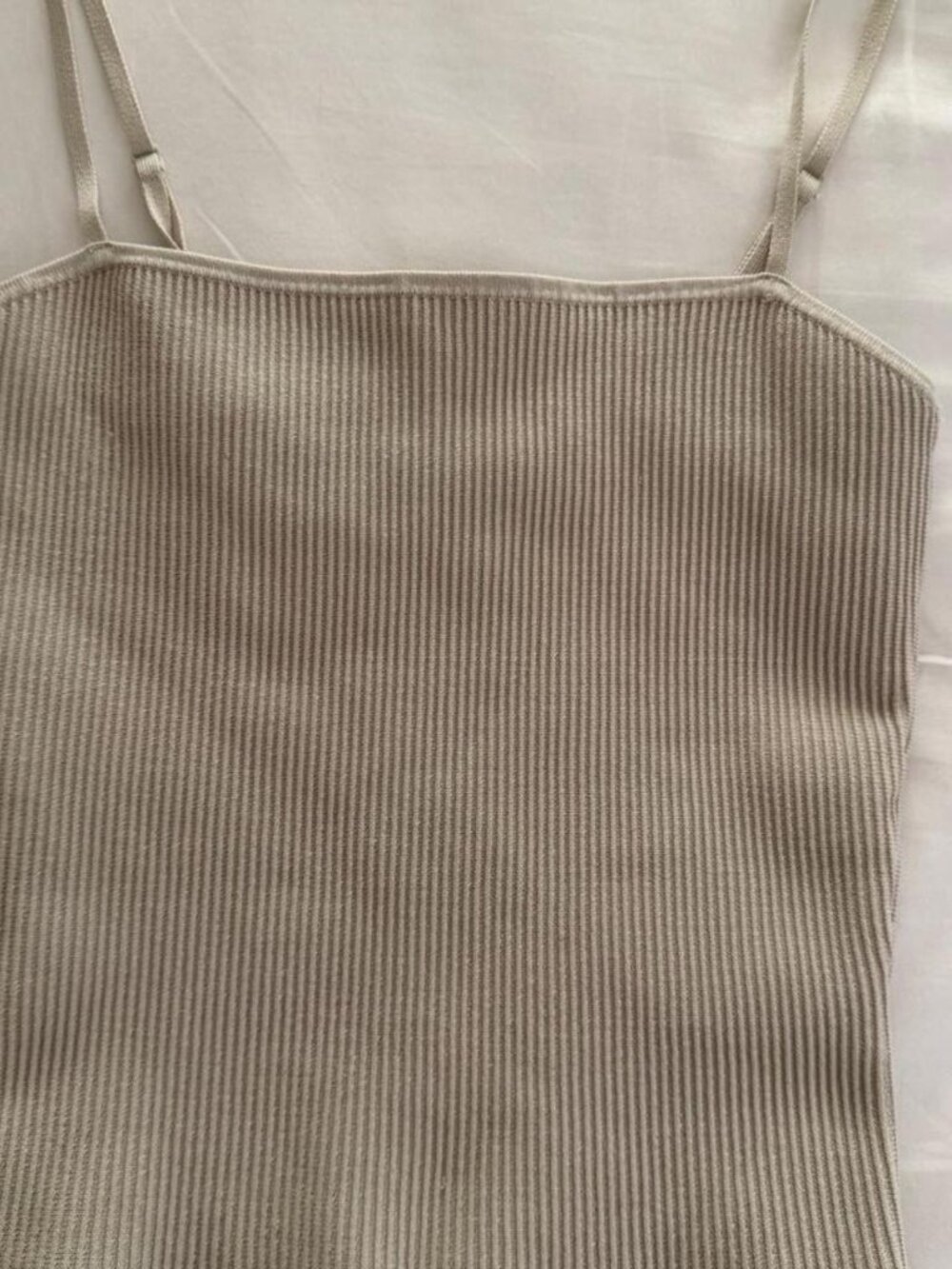 Aritzia Babaton Ribbed Top - Picture 3 of 4